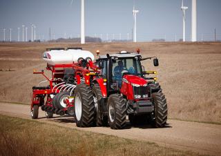 Traktory 4WD Massey Ferguson 7722
