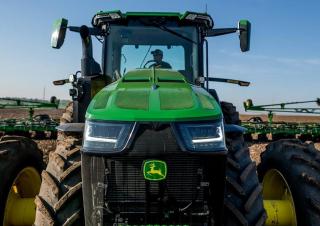 Traktory 4WD John Deere 8R 340 