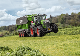 Traktory 4WD Fendt 930 Vario PowerPlus