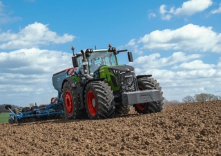 Traktory 4WD Fendt 942 Vario Profi