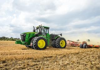 Traktory 4WD John Deere 9620R