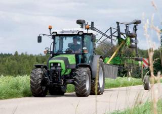 Traktory 4WD DEUTZ-FAHR Agroplus 315