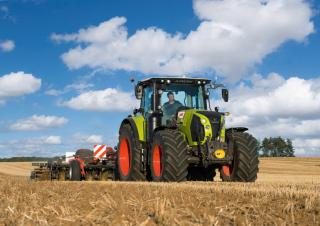Traktory 4WD Claas Arion 530 Hexashift