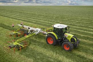 Traktory 4WD Claas Arion 650