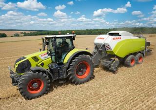 Traktory 4WD Claas Axion 850