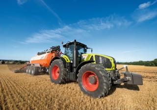 Traktory 4WD Claas Axion 930 