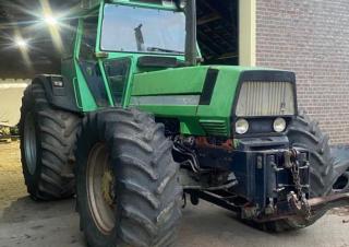 Traktory 4WD DEUTZ-FAHR DX 8.30