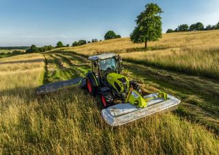 Traktory 4WD Claas Elios 330   