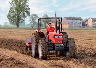 Traktory 4WD SAME Explorer Special 85