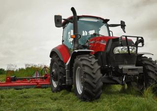 Traktory 4WD Case IH Farmall 120U