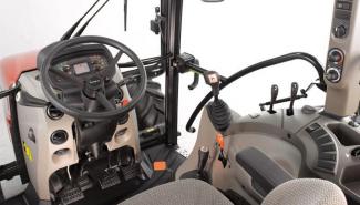 Traktory 4WD Case IH Farmall 55 C Basis