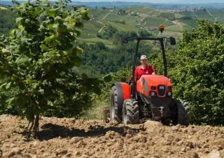 Traktory 4WD SAME Frutteto 100 Classic