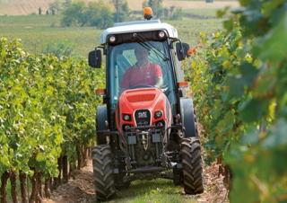 Traktory 4WD SAME Frutteto S 90.4 