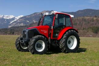 Traktory 4WD Lindner Geotrac 84