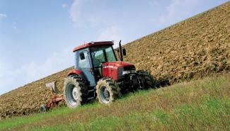 Traktory 4WD Case IH JX 90 Basis