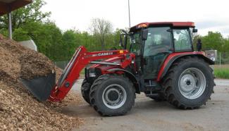 Traktory 4WD Case IH JXU 105 Profi