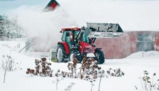 Traktory 4WD Case IH JXU 105 Profi