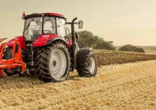 Traktory 4WD Case IH Luxxum 110 Basis