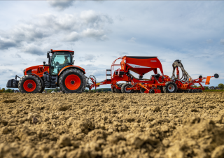Traktory 4WD Kubota M7173 