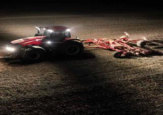 Traktory 4WD Case IH Magnum 280 Komfort