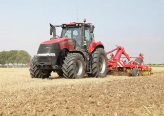 Traktory 4WD Case IH Magnum 310 CVX Basis
