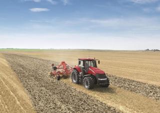 Traktory 4WD Case IH Magnum 340 CVX Profi