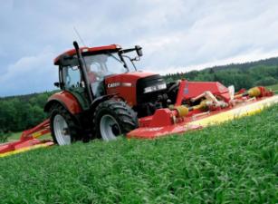 Traktory 4WD Case IH Maxxum 140 Basis EHR