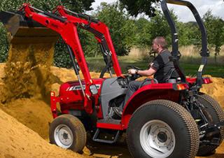 Traktory 4WD Massey Ferguson MF 1529 MA