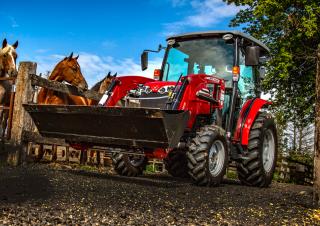 Traktory 4WD Massey Ferguson MF 1750 M HC 