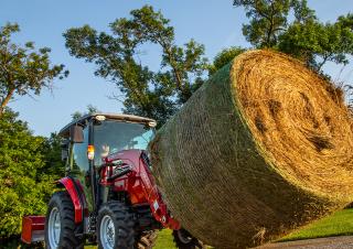 Traktory 4WD Massey Ferguson MF 1750 M HC 