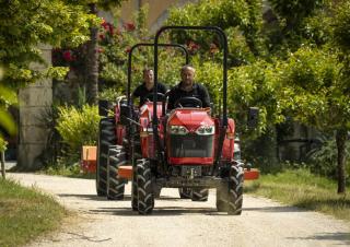Traktory 4WD Massey Ferguson MF 1755 E MP 