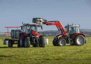 Traktory 4WD Massey Ferguson MF 5S.135