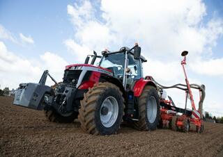 Traktory 4WD Massey Ferguson MF 6S.165