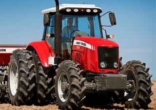 Traktory 4WD Massey Ferguson MF 7170 