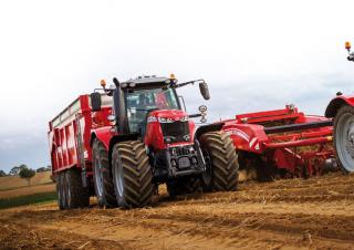 Traktory 4WD Massey Ferguson MF 7724 S