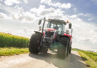 Traktory 4WD Massey Ferguson MF 7S.180