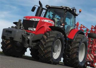 Traktory 4WD Massey Ferguson MF 8680 Dyna-VT