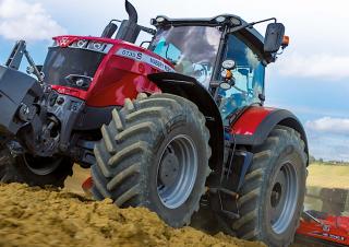 Traktory 4WD Massey Ferguson MF 8737 S