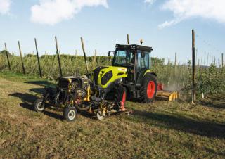 Traktory 4WD Claas Nexos 2.85 Trend L 