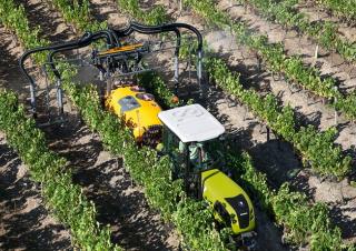 Traktory 4WD Claas Nexos 230 VE