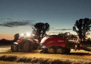 Traktory 4WD Case IH Optum 270 CVXDrive