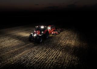 Traktory 4WD Case IH Optum 300 CVX Basis