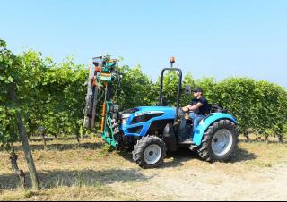 Traktory 4WD Landini Rex 3-060F