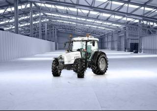 Traktory 4WD Lamborghini Spire 100.4