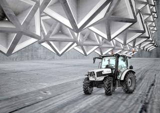Traktory 4WD Lamborghini Spire 90 Trend 