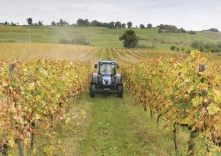 Traktory 4WD New Holland T 4.105 LP
