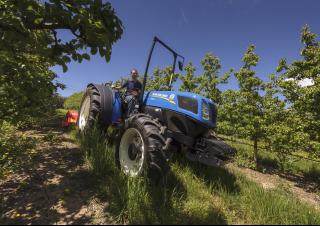 Traktory 4WD New Holland T 4.95 LP