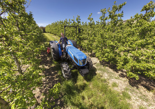 Traktory 4WD New Holland T 4.95 LP