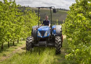 Traktory 4WD New Holland T 4.95 LP