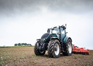 Traktory 4WD Valtra T194D SmartTouch